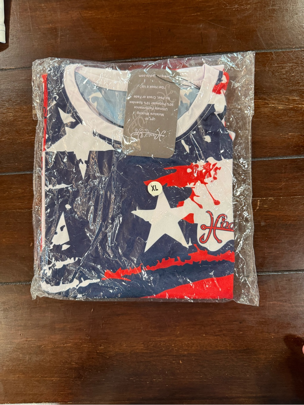Men’s Navy & Red Star Print Tee -